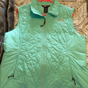 Teal Northface vest